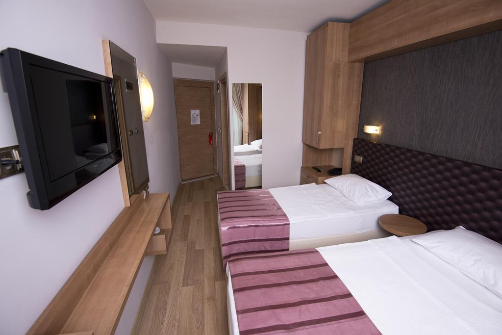 Soel Beach Hotel - Adult Only 马尔马里斯 客房 照片